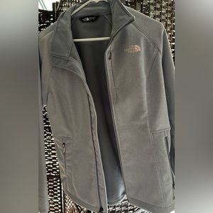 North Face / Women’s WindWall Jacket / Large